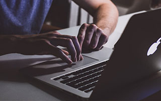 6场4球+5000万买断！曼联弃将封神，名宿痛批：转会决策彻底崩塌？